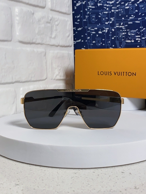 ルイヴィトンサングラス背面デザイン